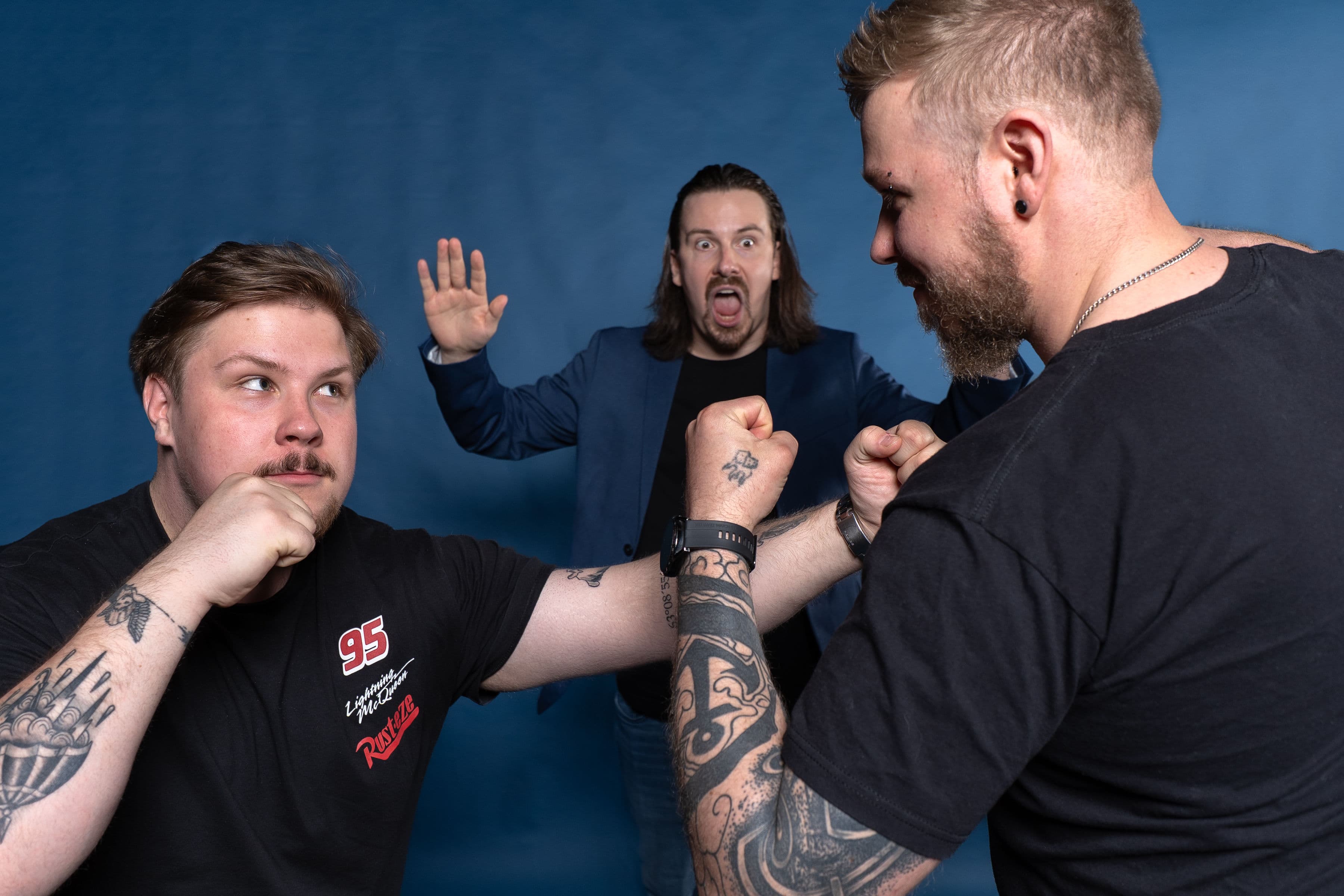 Kolmoset stand up -ryhmä